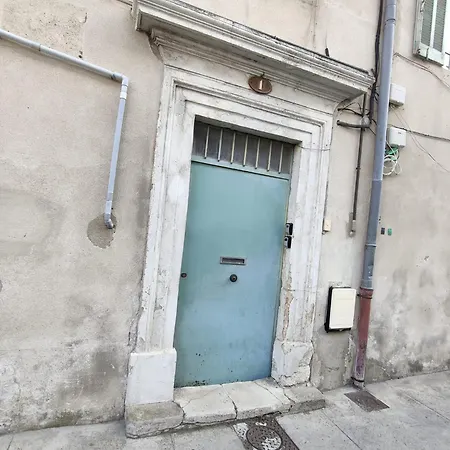 Le Scarlett Nimois Nimes